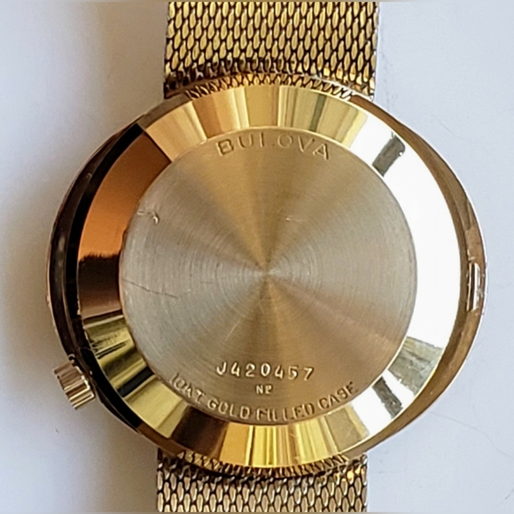 Bulova Accutron, rare find, Vintage  10K G.F. Tuning Fork Ladies Watch - Picture 3 of 16